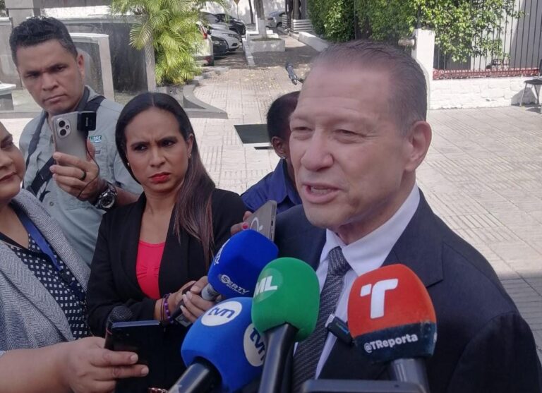 Diputado Cohen espera que Ejecutivo reconsidere presupuesto asignado al Legislativo para 2027