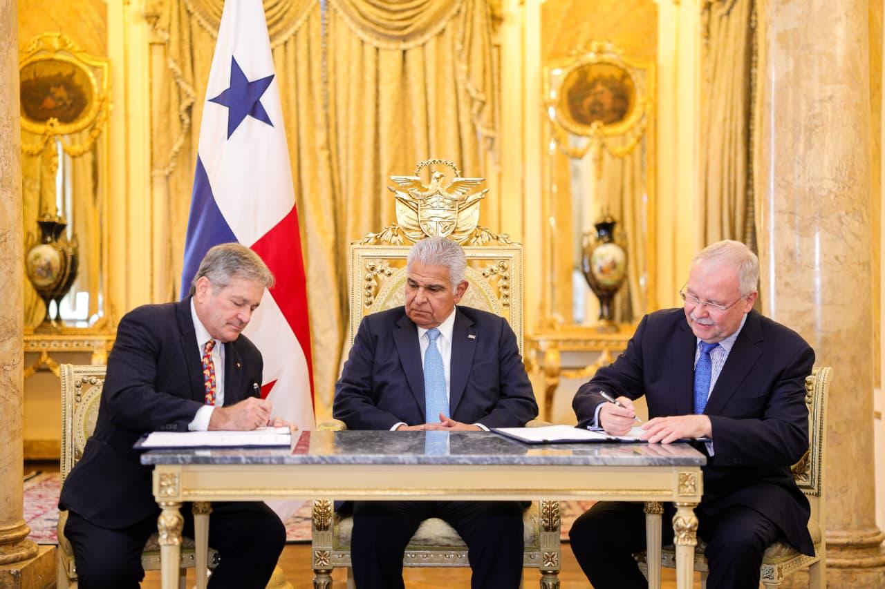 JRM MEMORANDO PLÁSTICO (1)