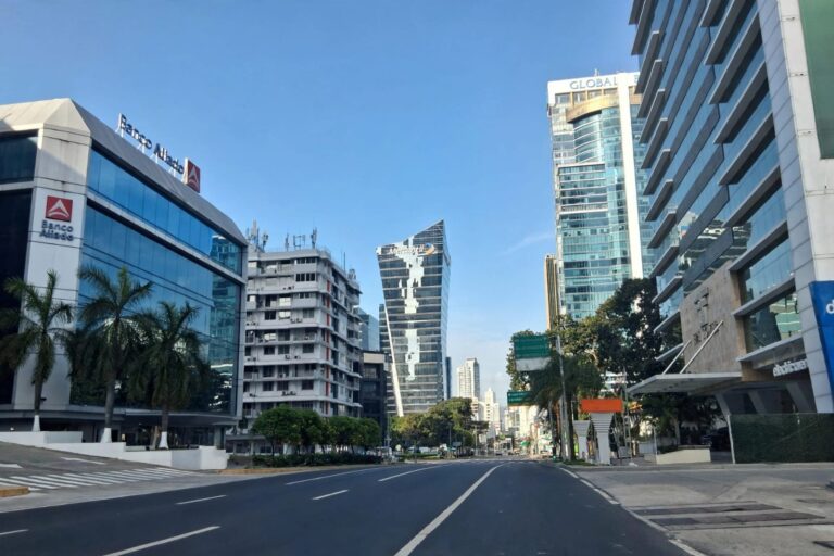 Centro Bancario avanza con sólida expansión de depósitos y créditos a agosto 2026